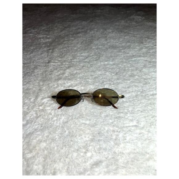 GIVENCHY SUNGLASSES SIZE 4.75” W x 1.25” L‎ main image 7